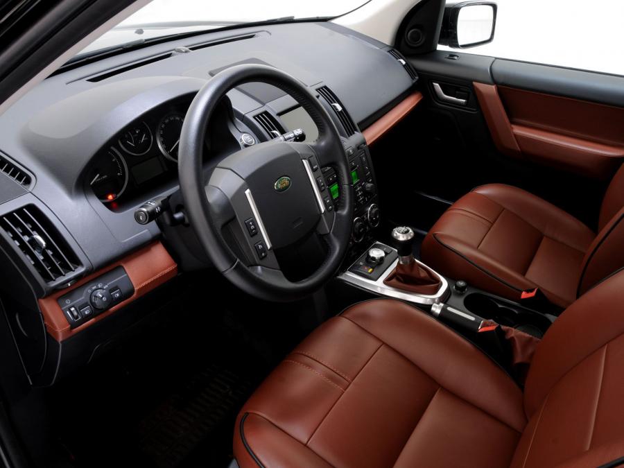  Land Rover Freelander by Startech 2009 года  (фото 3 из 6)